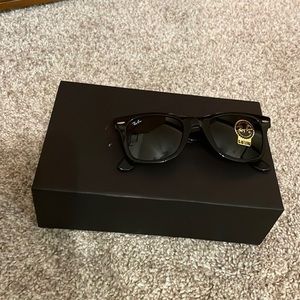 Mens Ray-Ban black sunglasses
